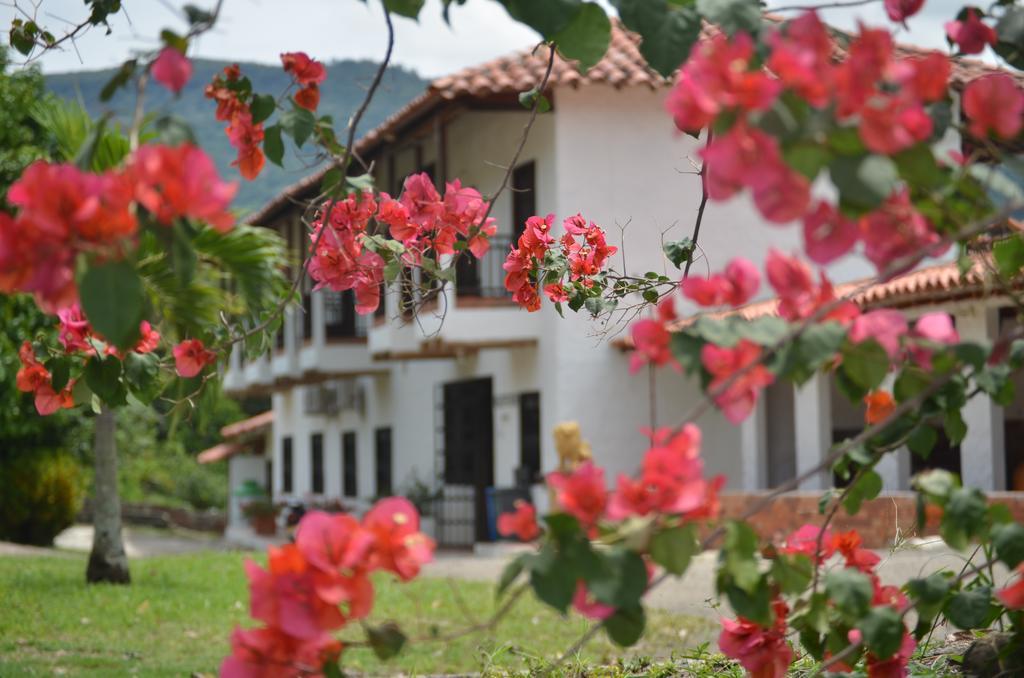 Hotel Campestre La Ribera Del Fonce San Gil Exterior foto